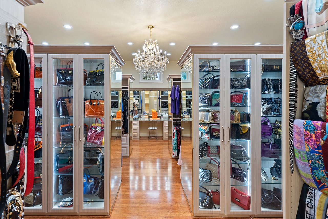 A Rare West Austin Estate on 32 Unrestricted Acres