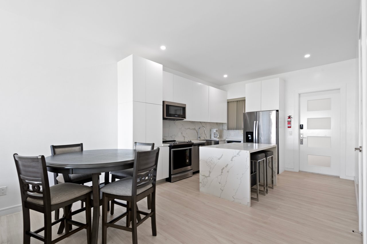 Unit 19, Miramar Coastal Residence