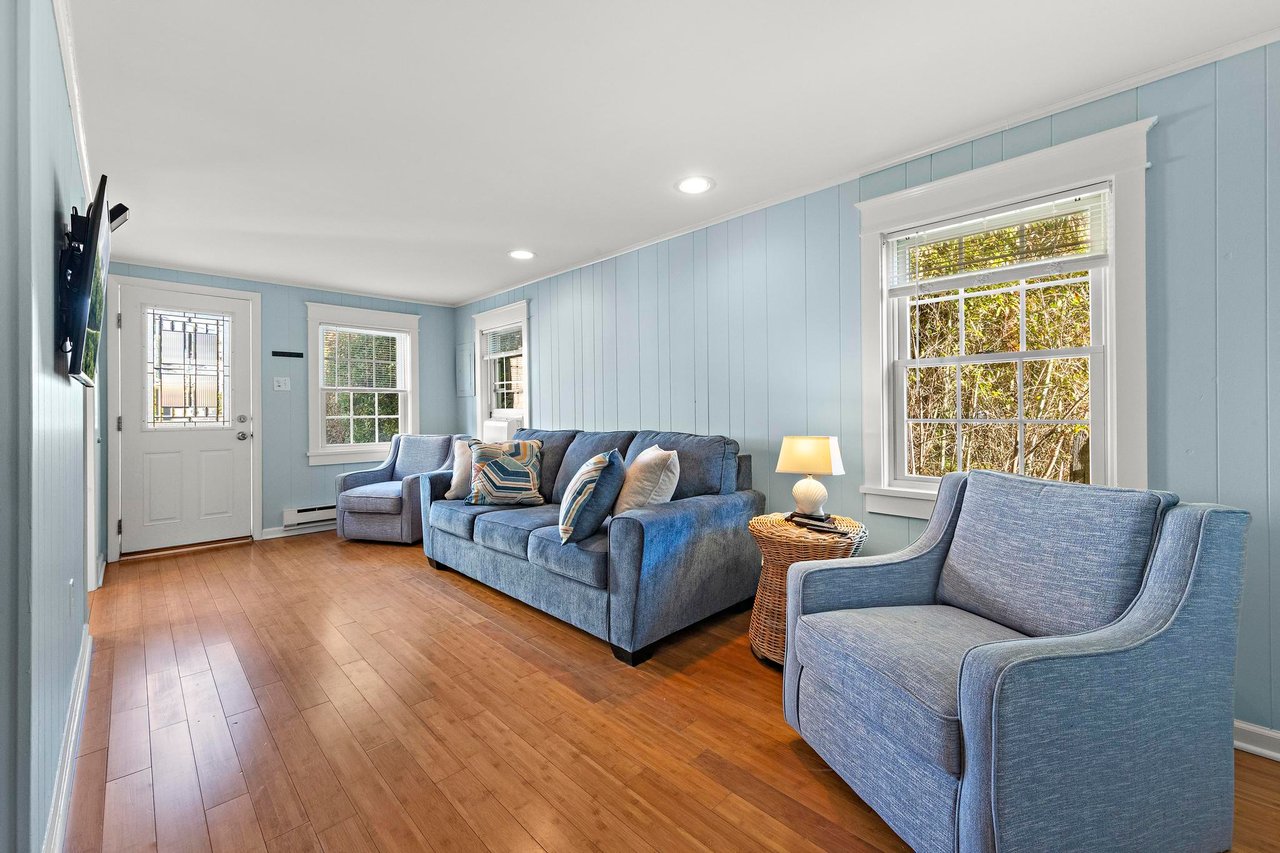 112 8th Street Beach Haven w/Cottage