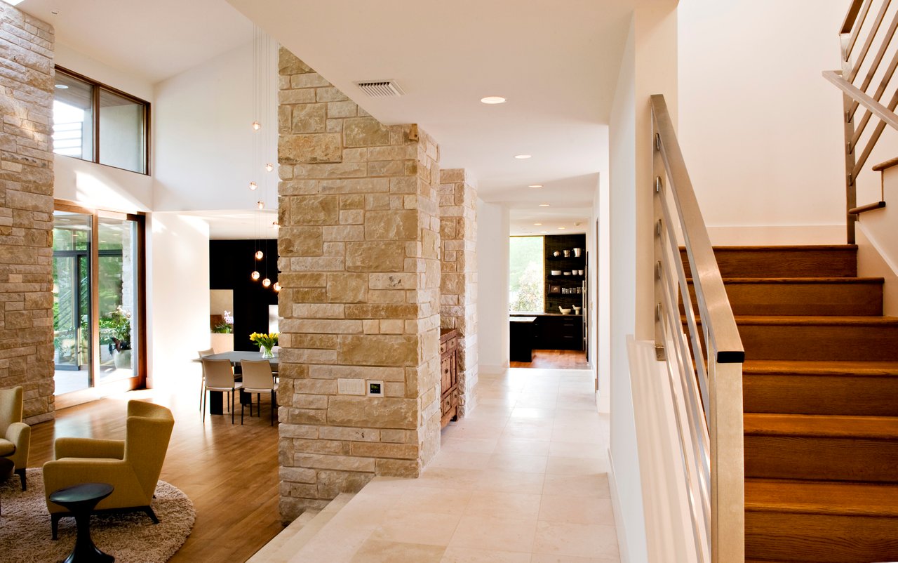 Modern Elegance in Barton Creek