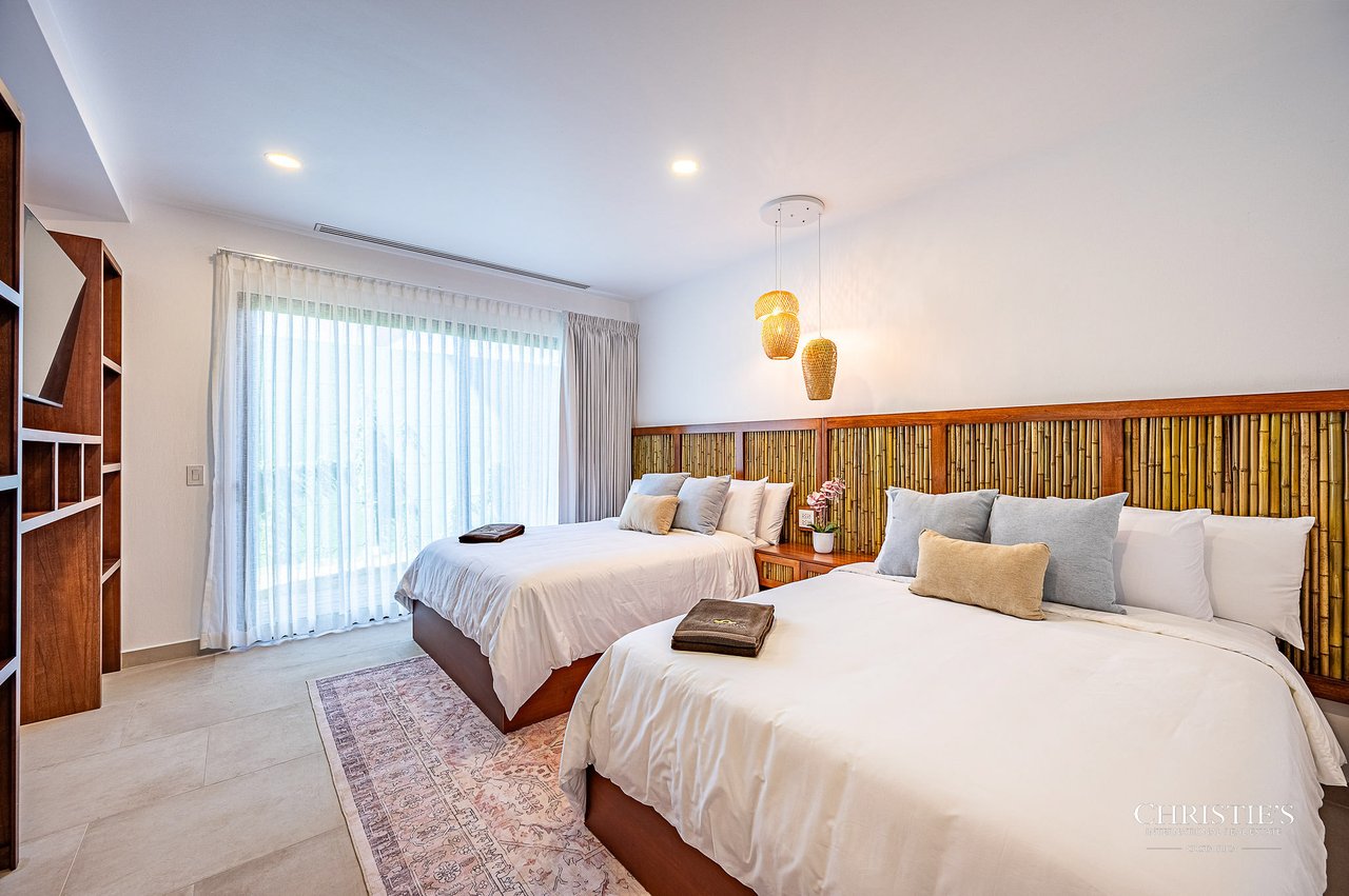 A Private Collection of Five Luxury Beachfront Villas - Rio Mar