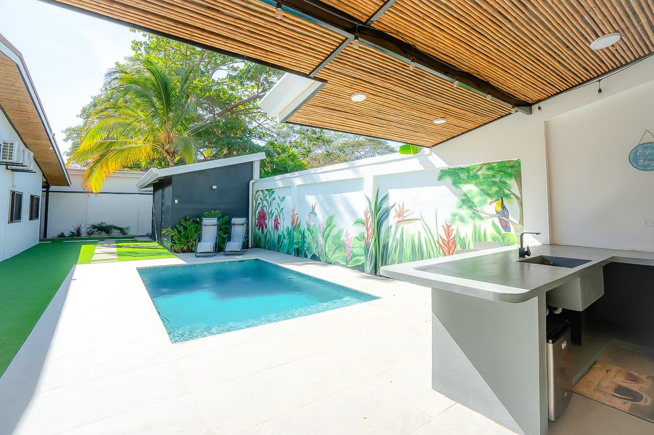 Casa Daniel | Modern Remodeled Duplex Just 500m from the Beach in Playa Potrero!
