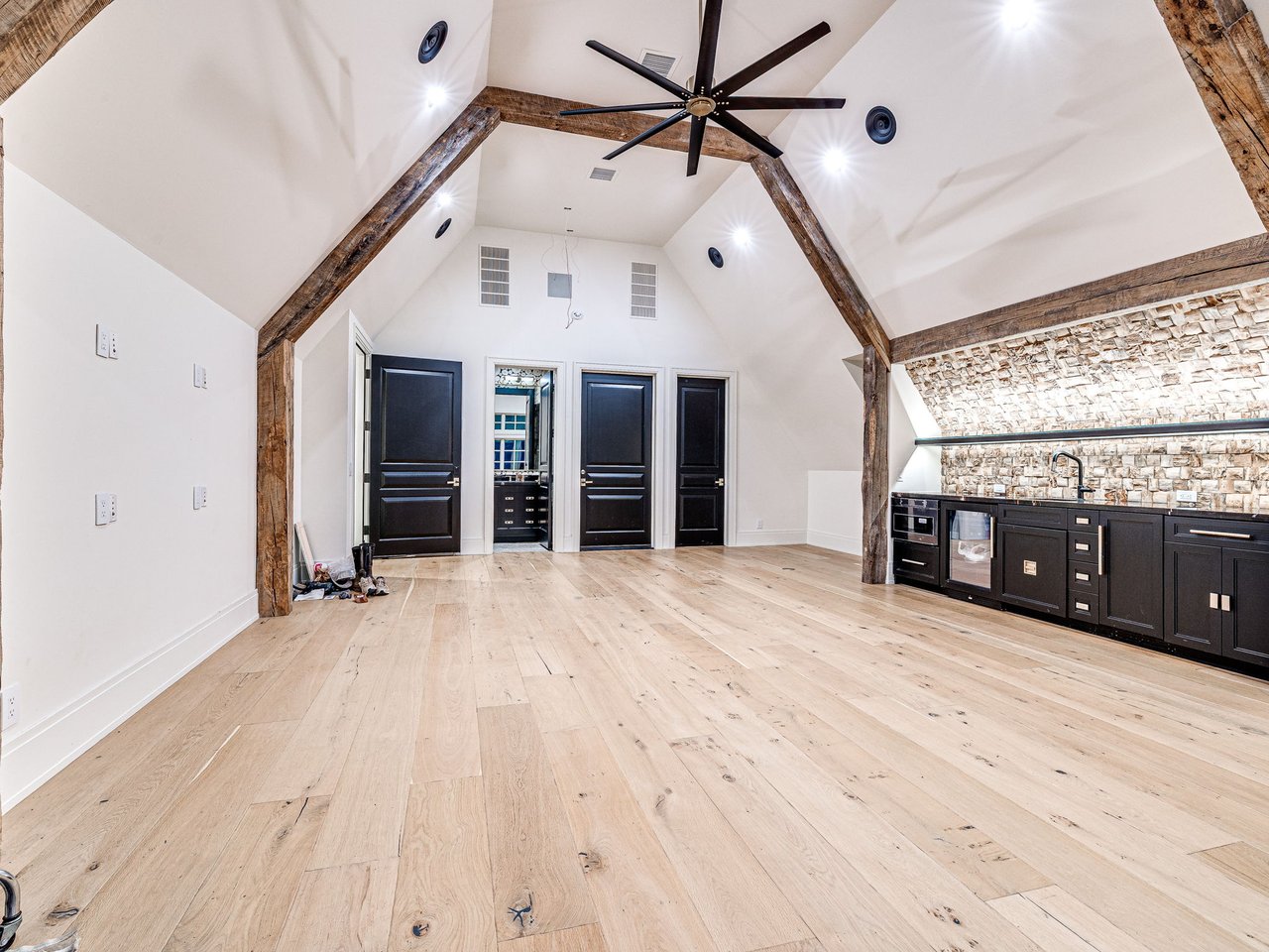The Agency Oklahoma – Listing of the Week - 24250 N Post Rd Arcadia Oklahoma - Wyatt Poindexter - The Agency OKC 