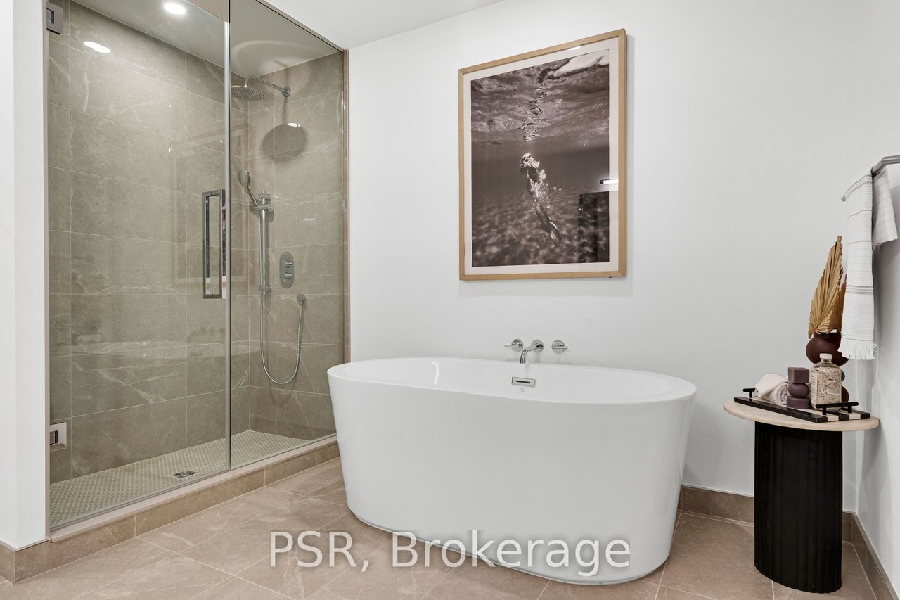 KEEWATIN PARK RESIDENCES 