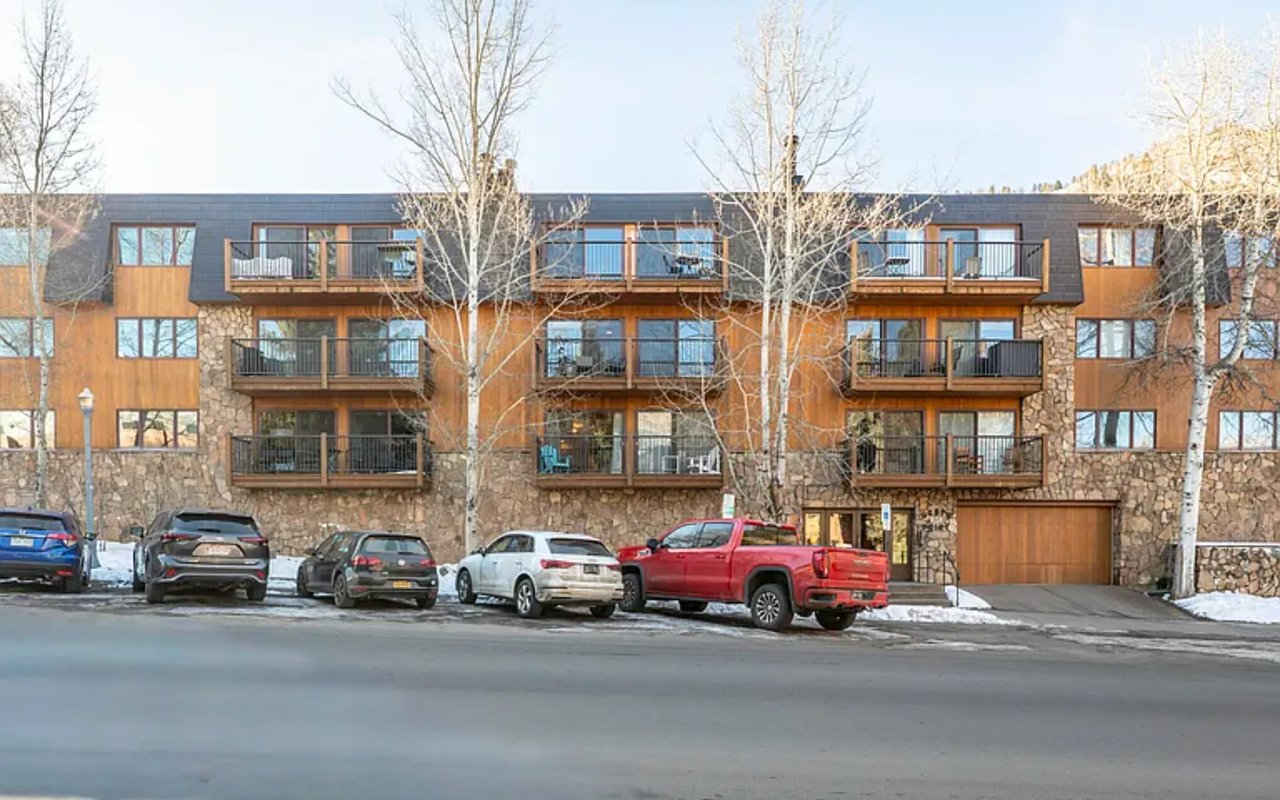 205 E Durant Ave Apt 2J