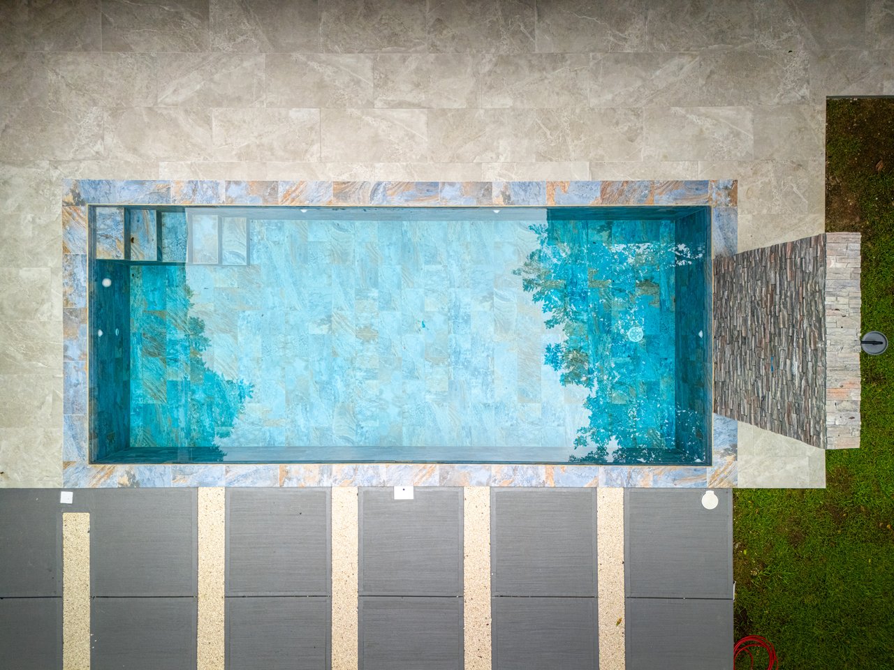 Tres Rios Waterfall House – Nature, Comfort & Elegance Combined, Brand New Construction with Warranty!