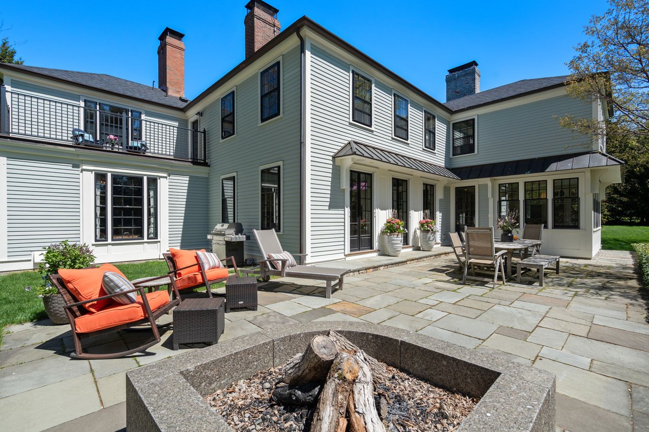 Renovated Georgian Colonial 