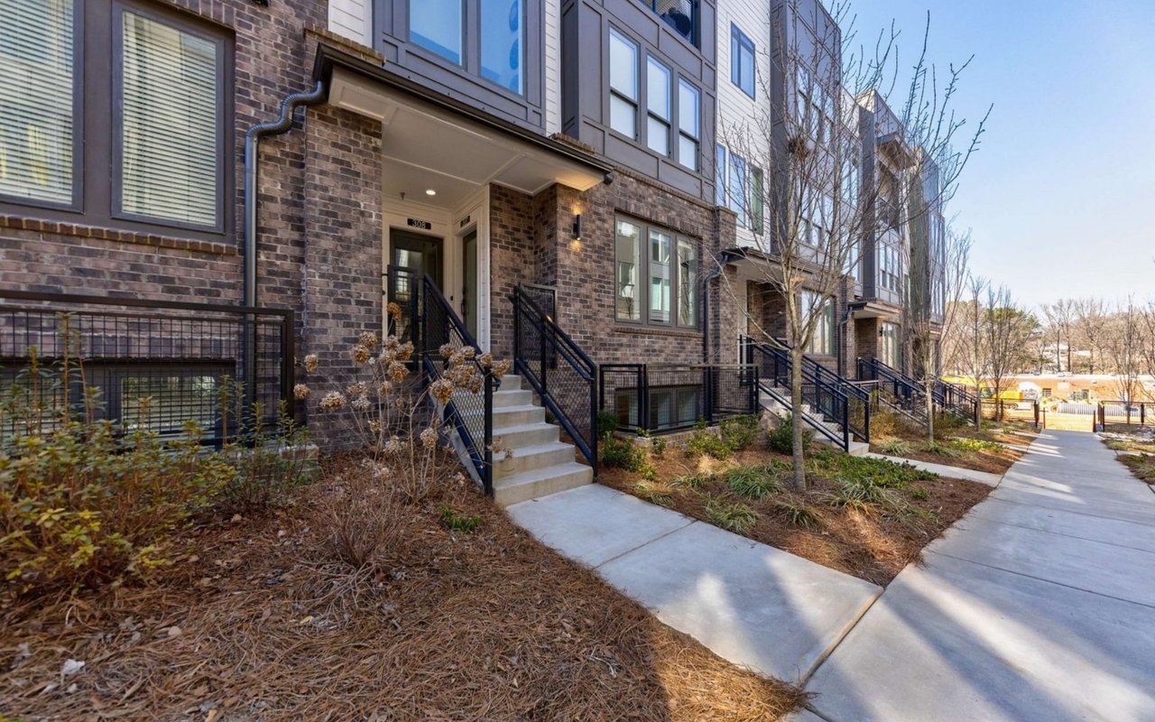 Experience Historic Living in Grant Park: A Stunning Condo on The Beltline