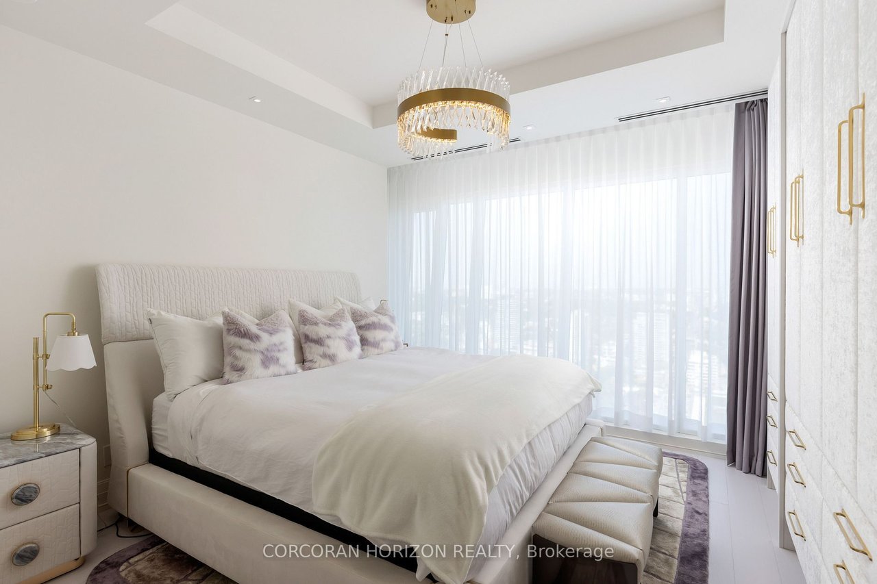 CROWN JEWEL OF YORKVILLE