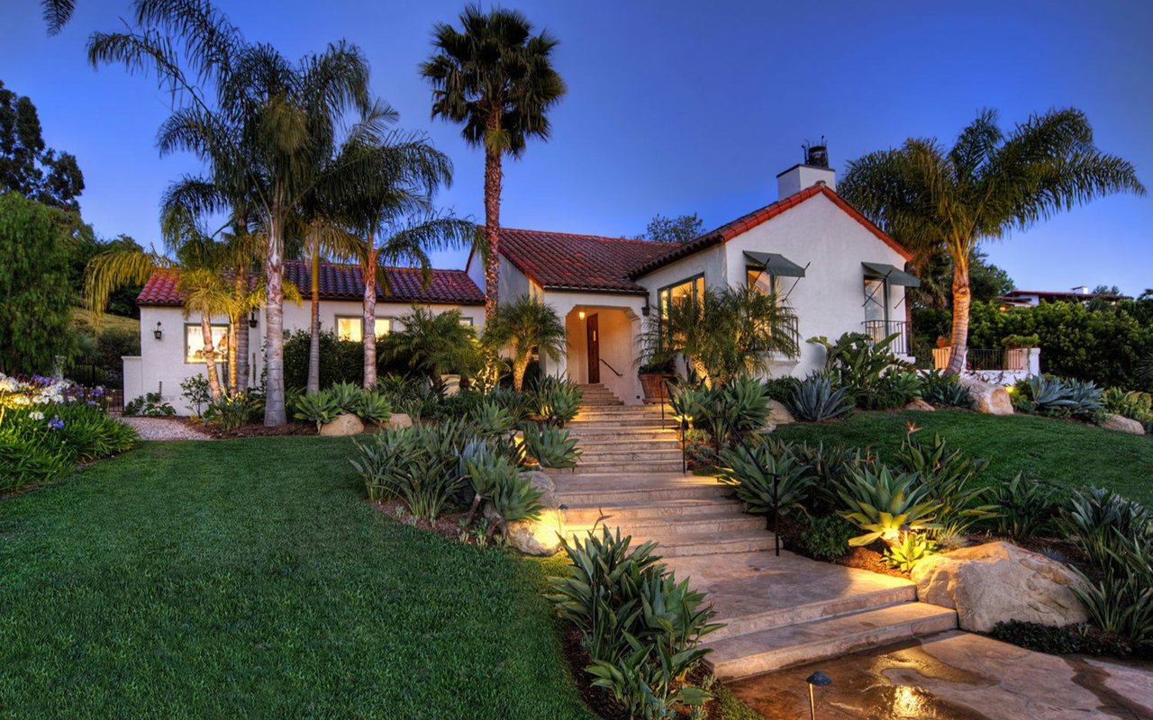 The Best Home Staging Strategies for Selling a Luxury Home in Santa Barbara, CA cover