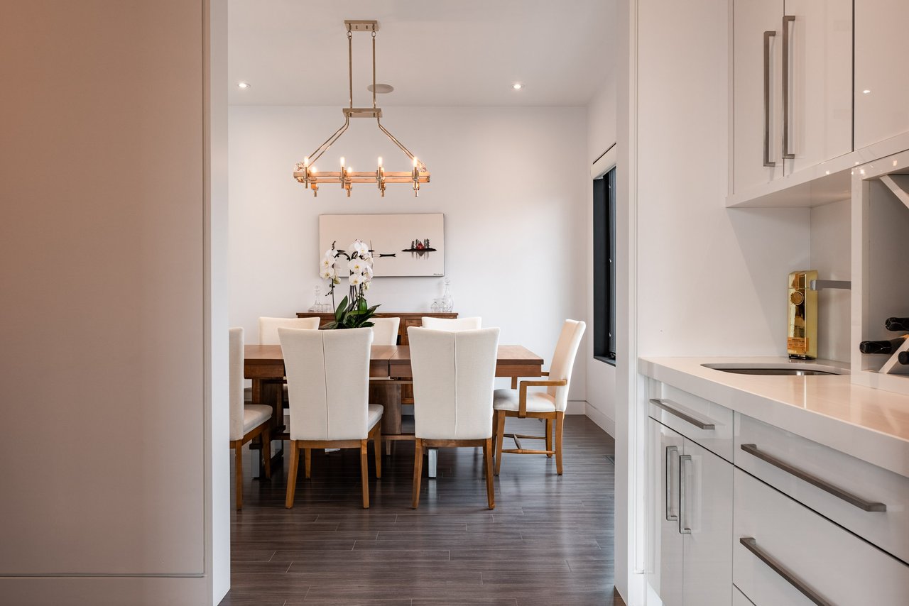 Modern & Contemporary Masterpiece