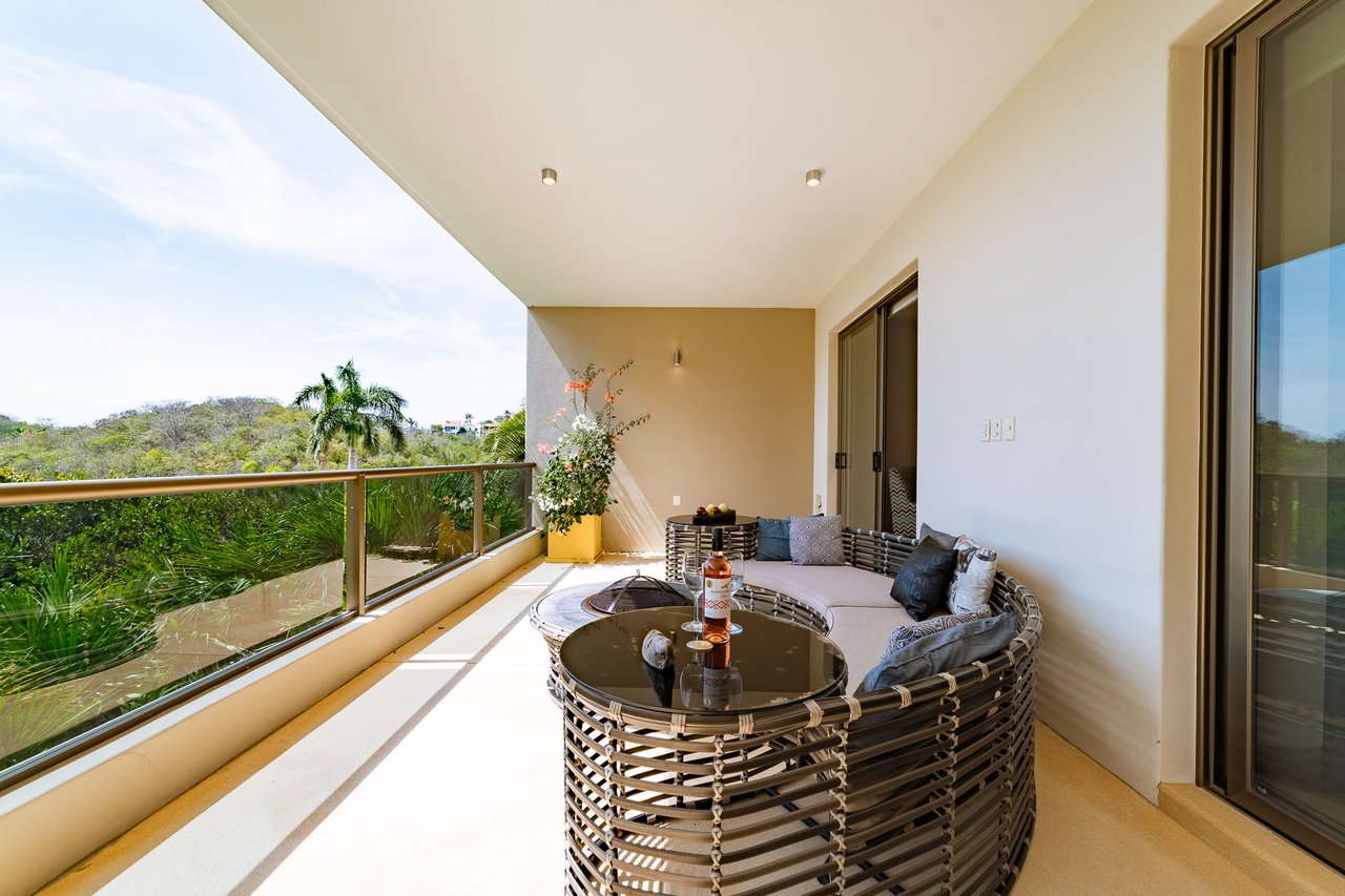 3 Bedroom, Condo, COSMO 8A-1