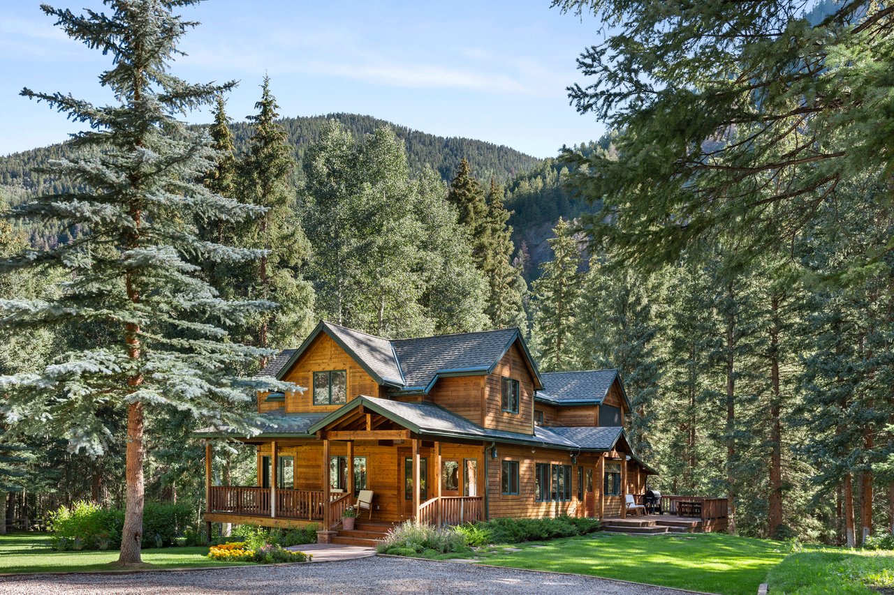 Fairy-Tale Estate Meets Iconic Colorado Wilderness