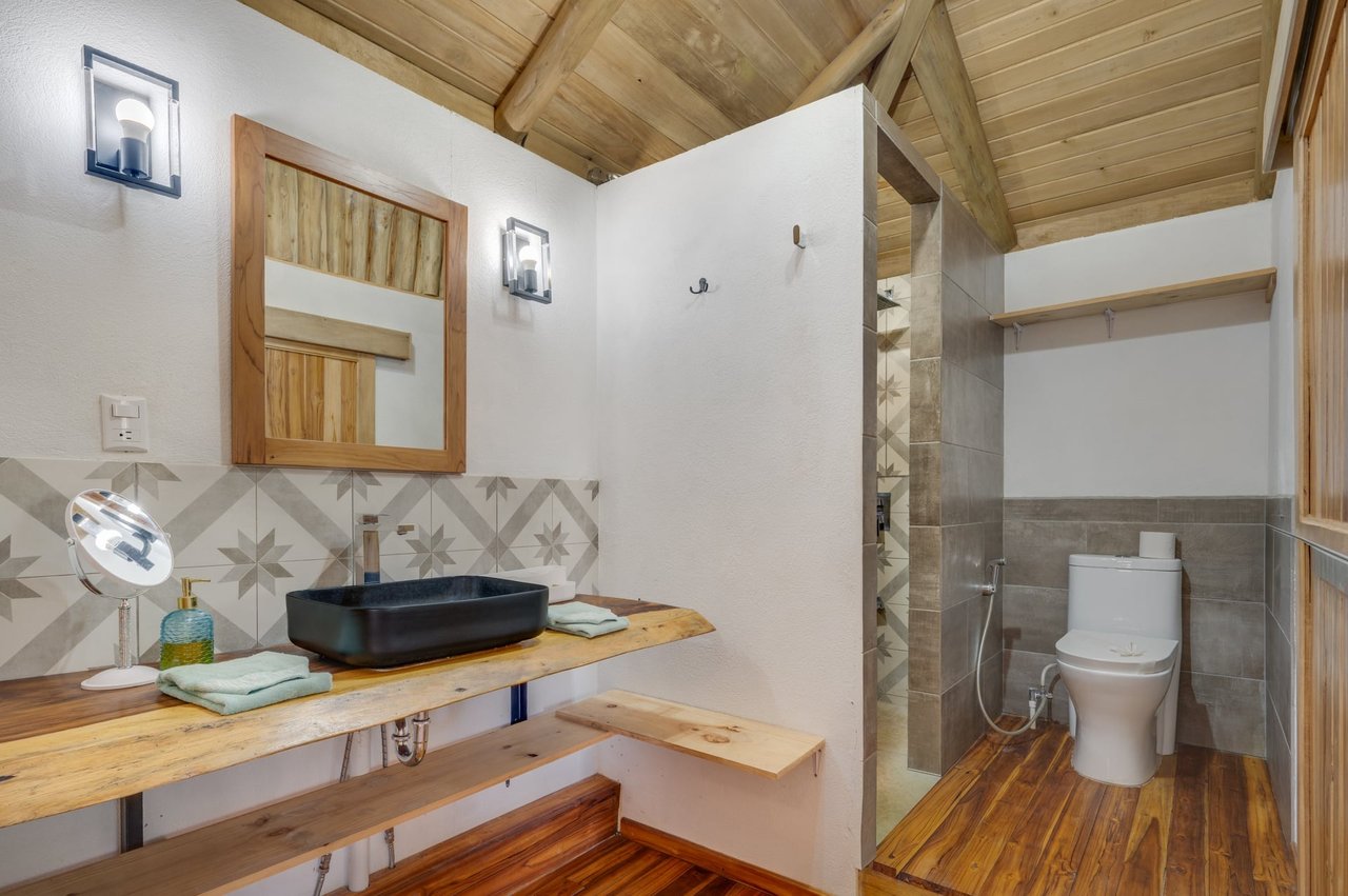 Tropical Lodge | Income-Producing Residential & Commercial Property Near Playa Grande
