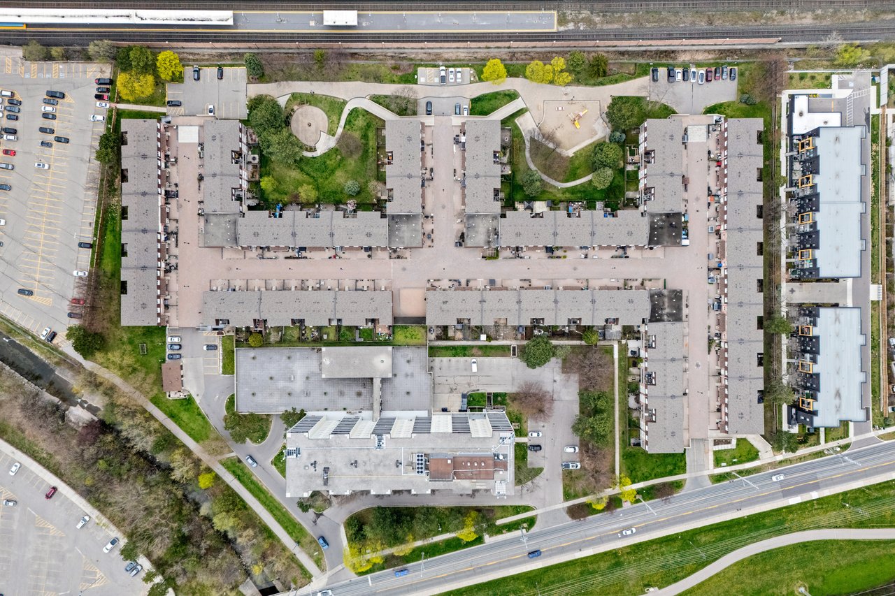 2170 Bromsgrove Rd Townhouse 54