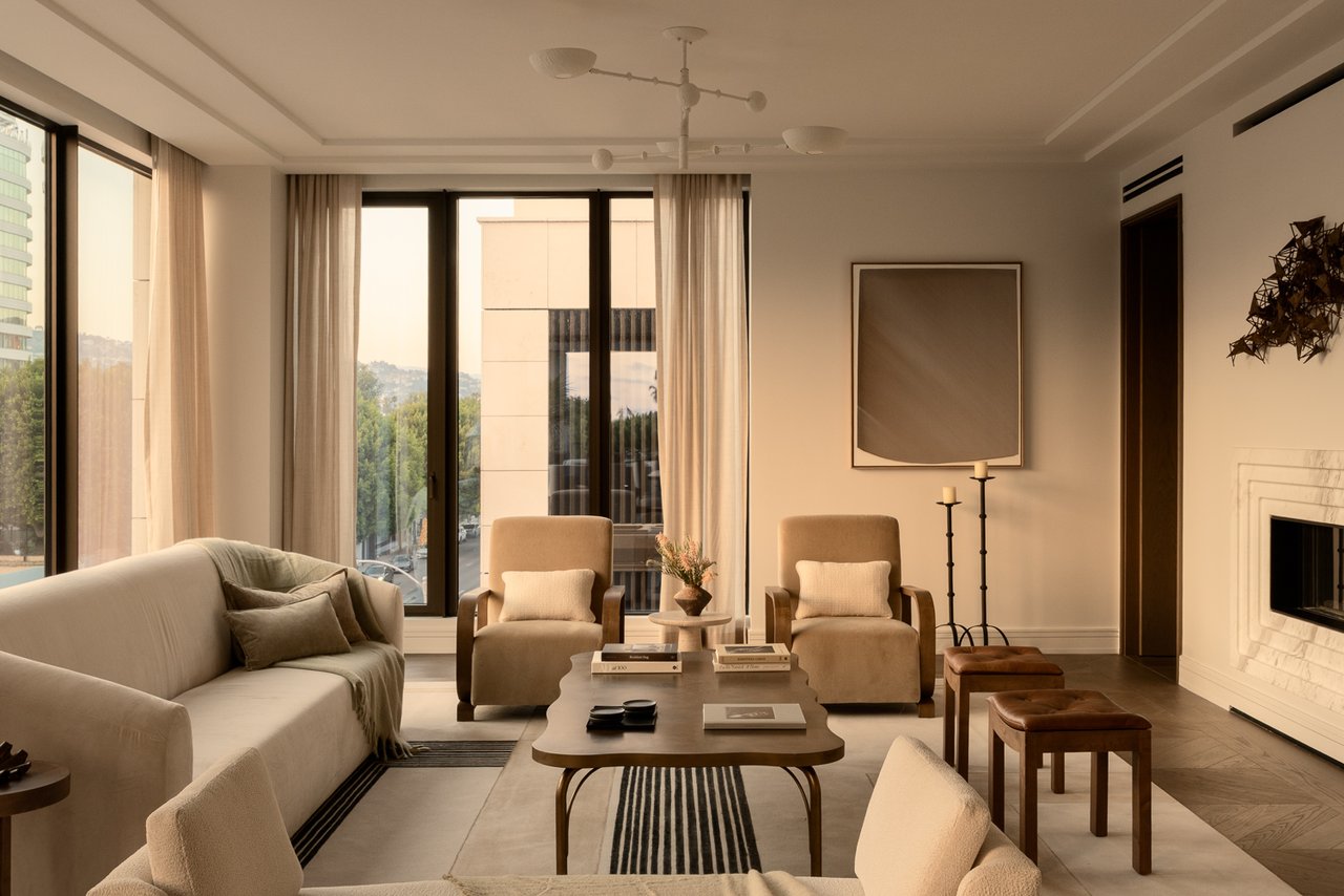 9900 S Santa Monica Blvd Unit: PHE