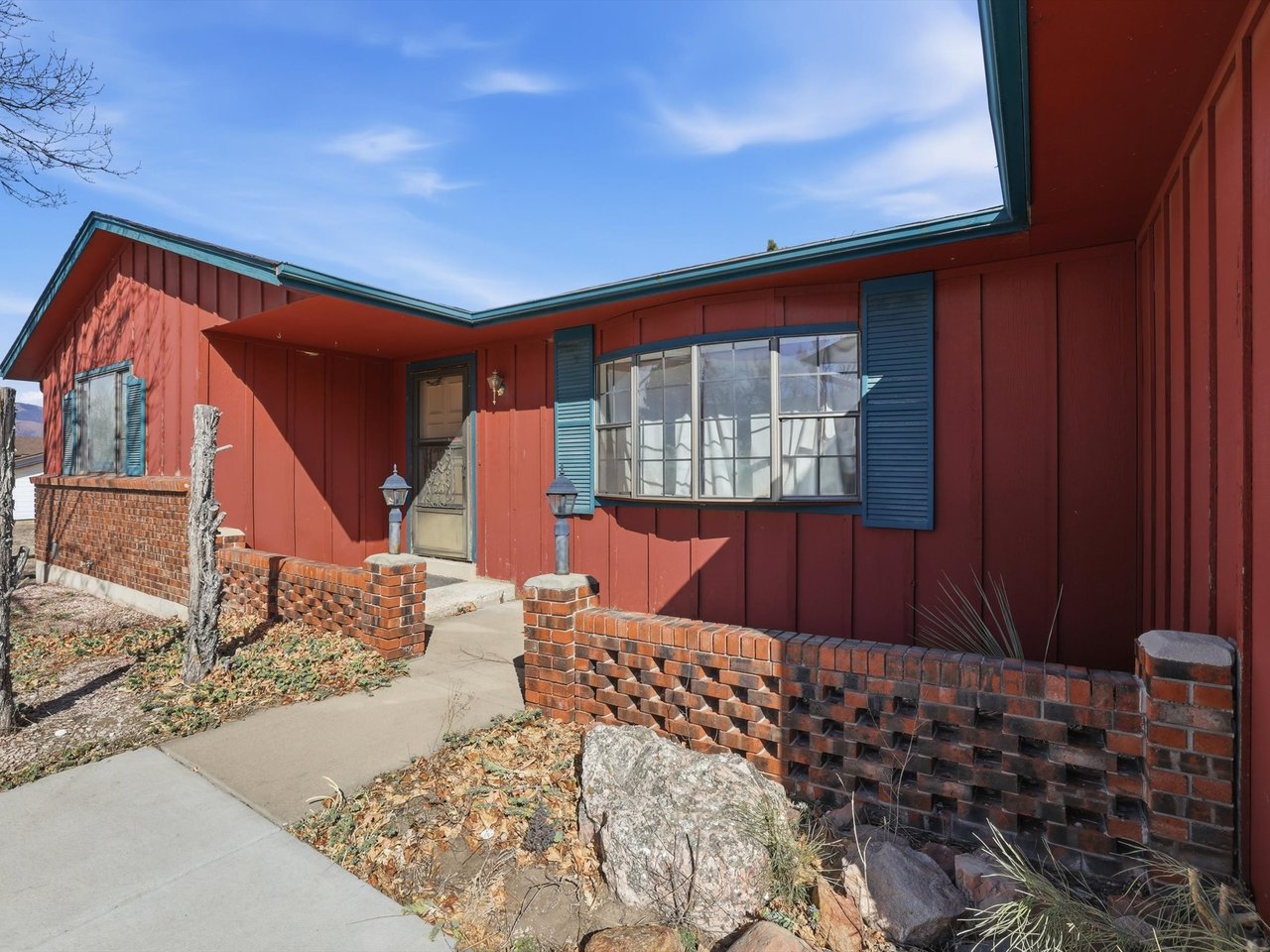 1186 Applewood Drive