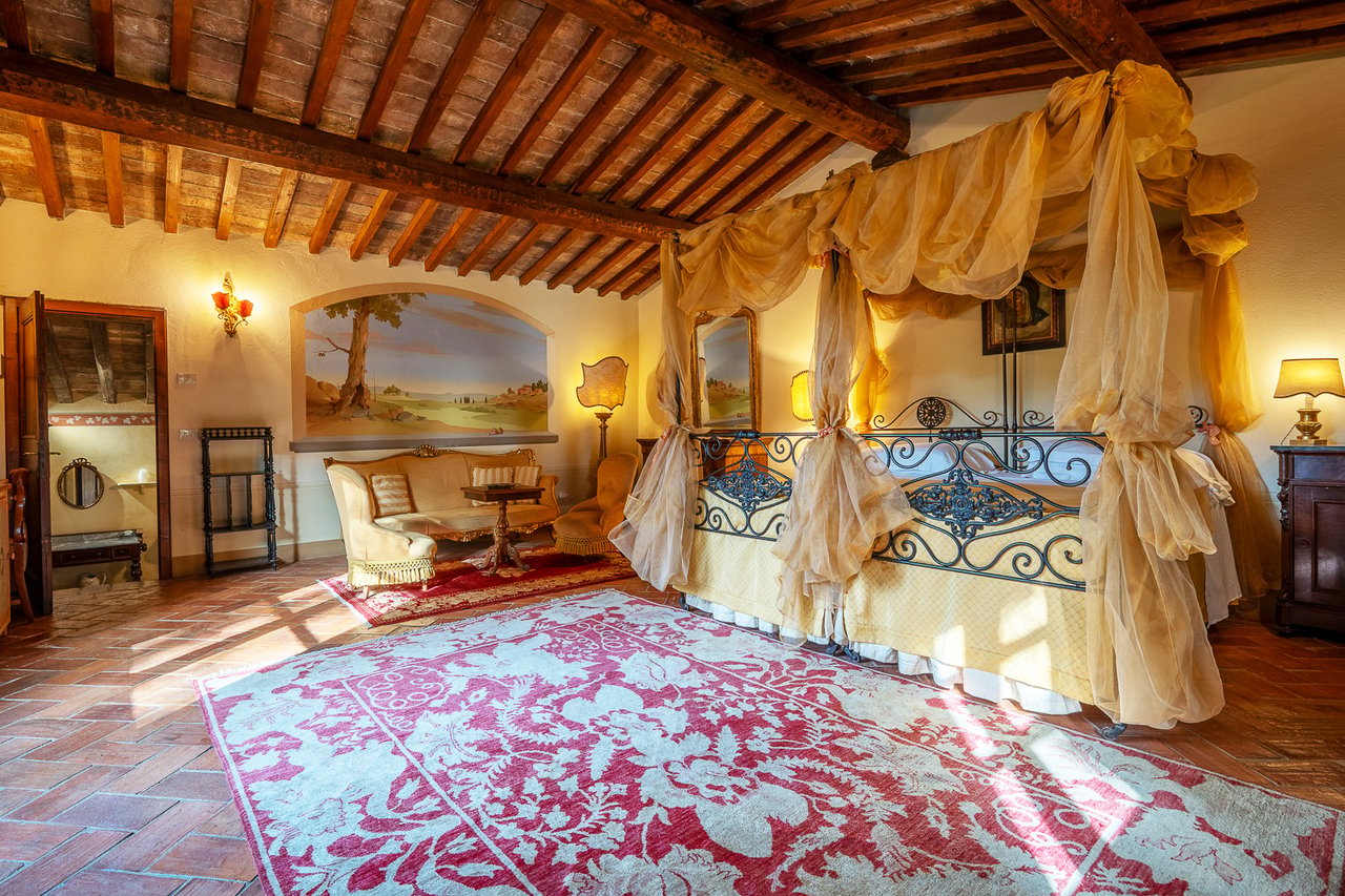 VILLA MECENATE