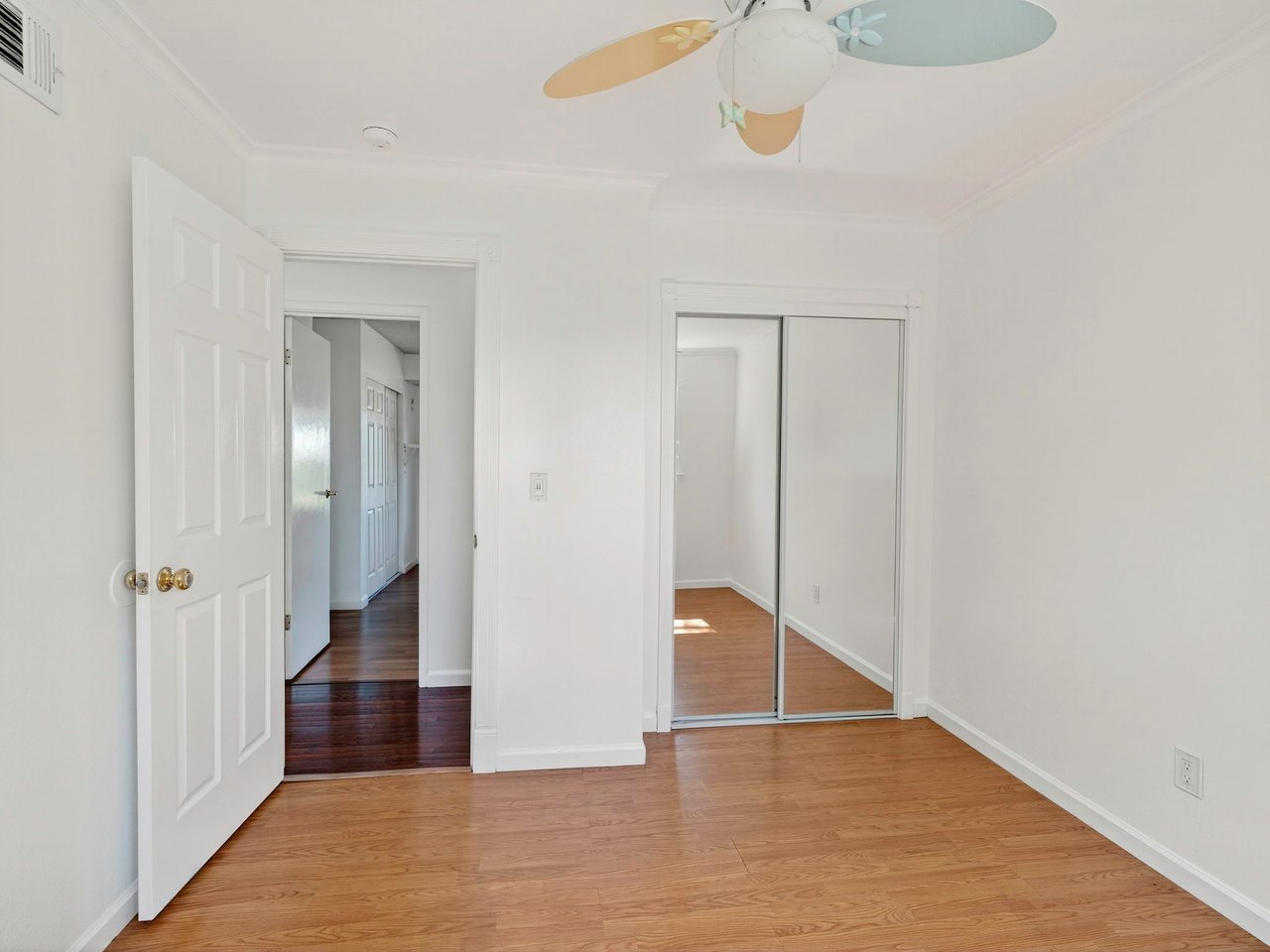 844 Cedarwood Ln