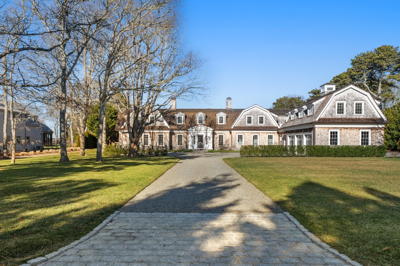 Stunning Residential Estate in Osterville 