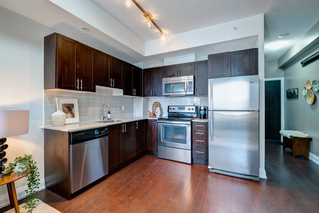 3520 Danforth Ave, Ste 209