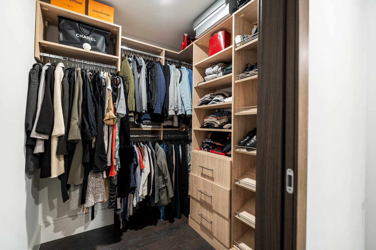 8701 Churchill Rd Unit 1401