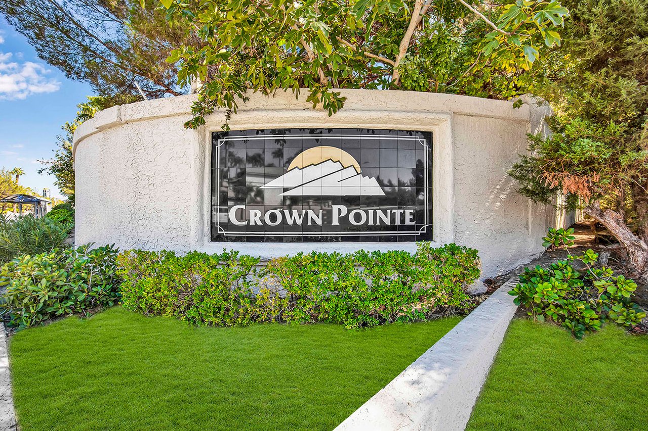 Crown Pointe