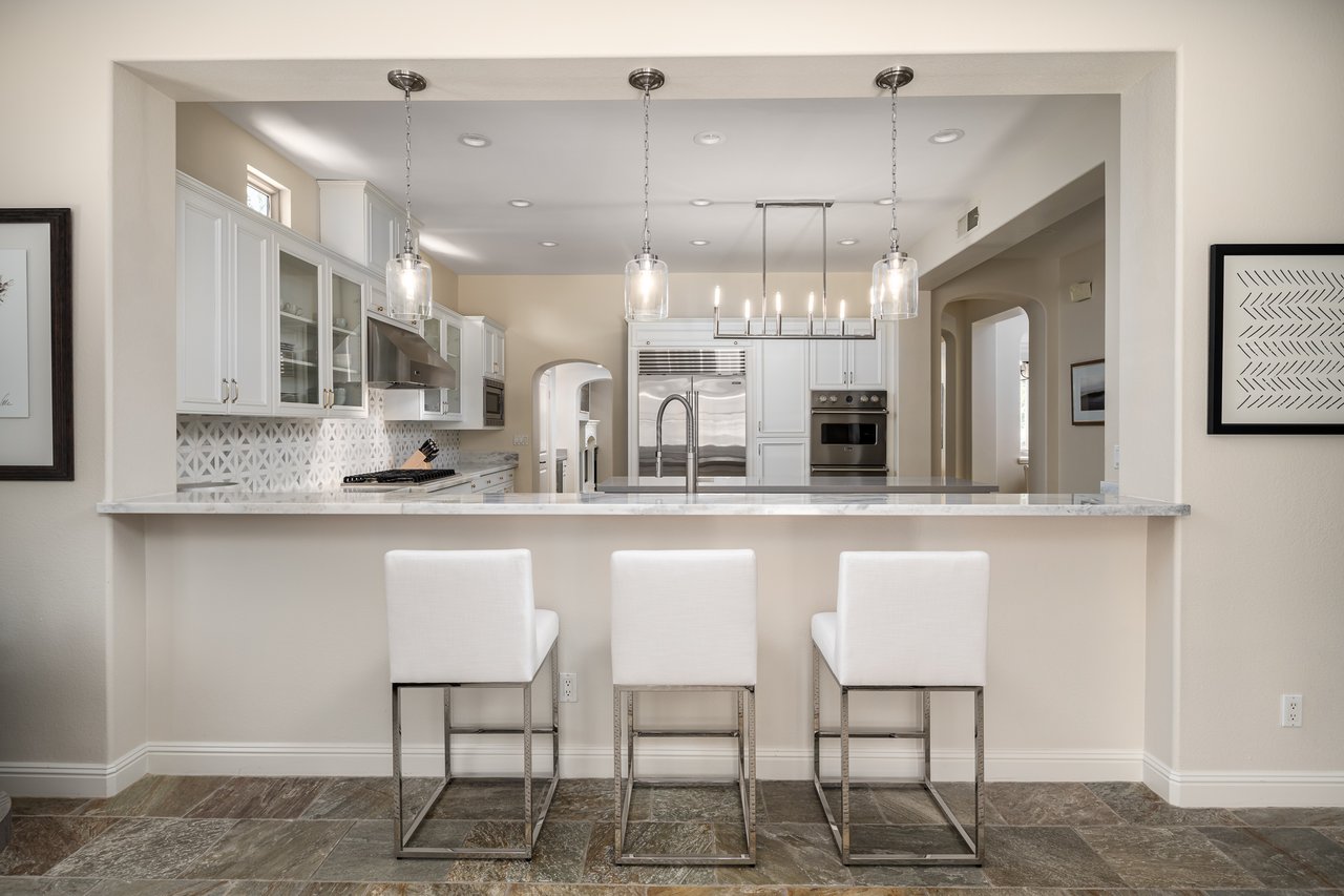 MODERN LIVING IN MIRASOL