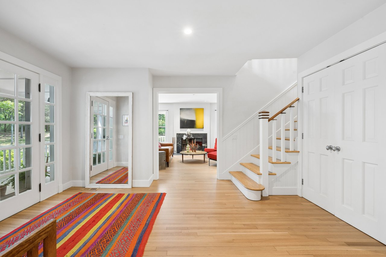 10 Oak Drive