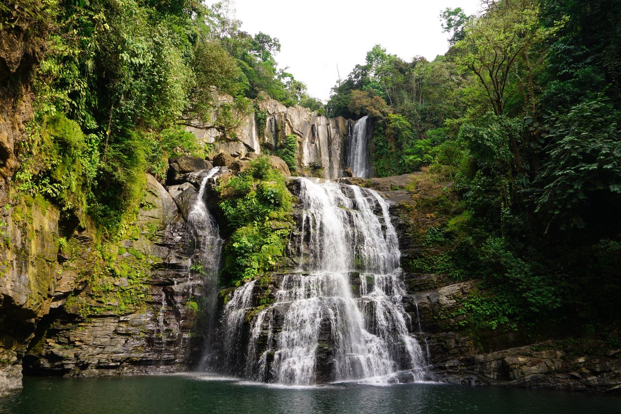 7 ACRES – Mountain Views! Large Building Area, Walking Distance To The Largest Waterfall In The Area, Public Road, Private Setting, Ready To Build, 20Min to Dominical!!