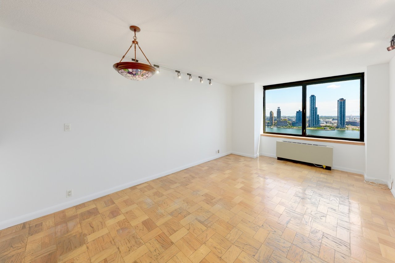 415 E. 37 St. #24B
