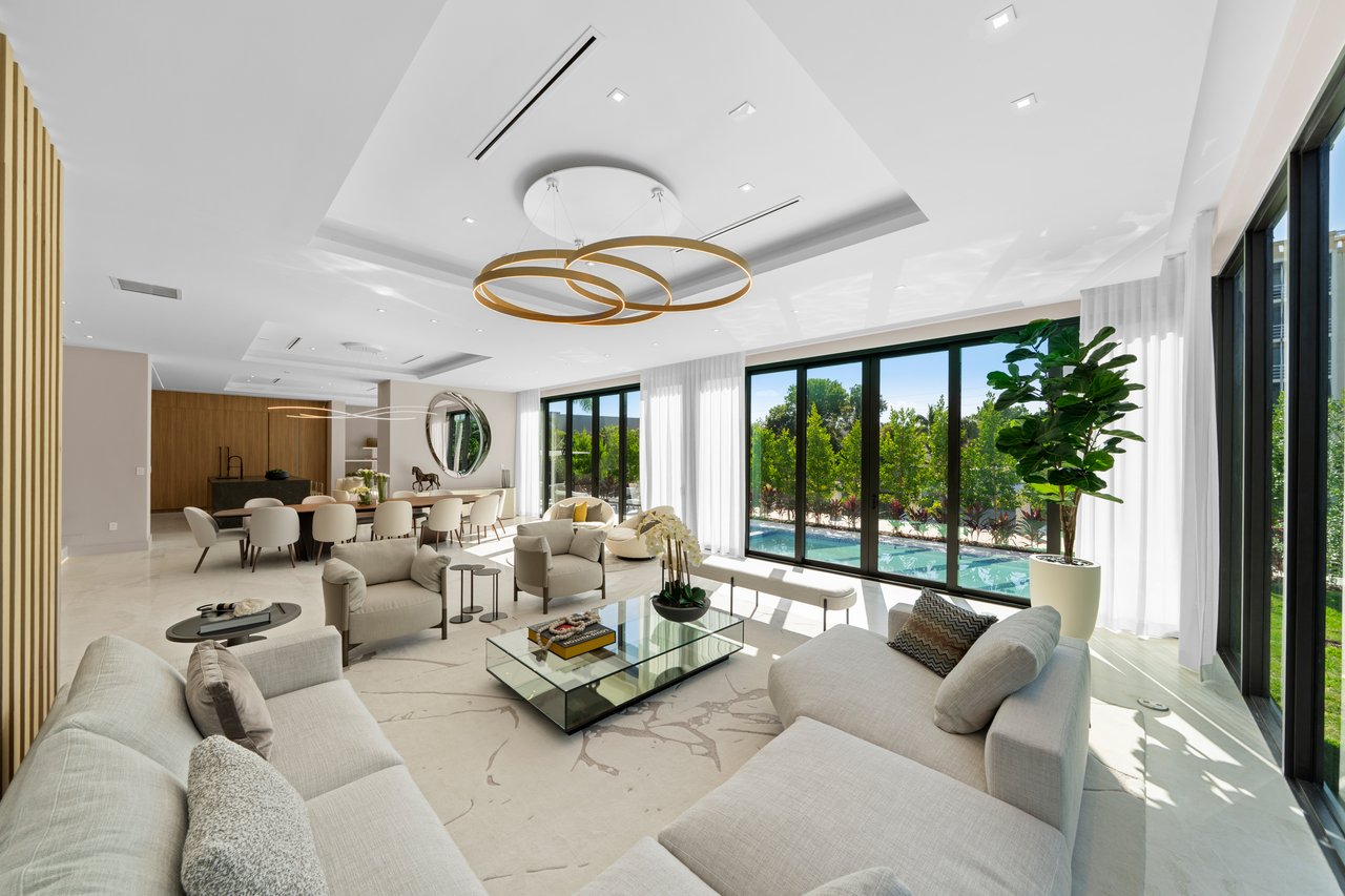 2950 NE 164th Street