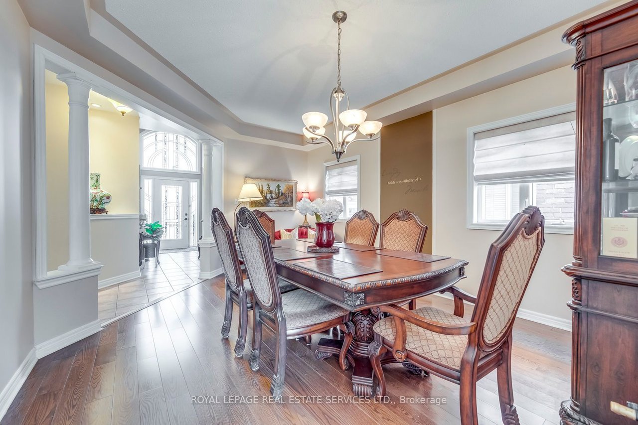 1038 Agram Dr