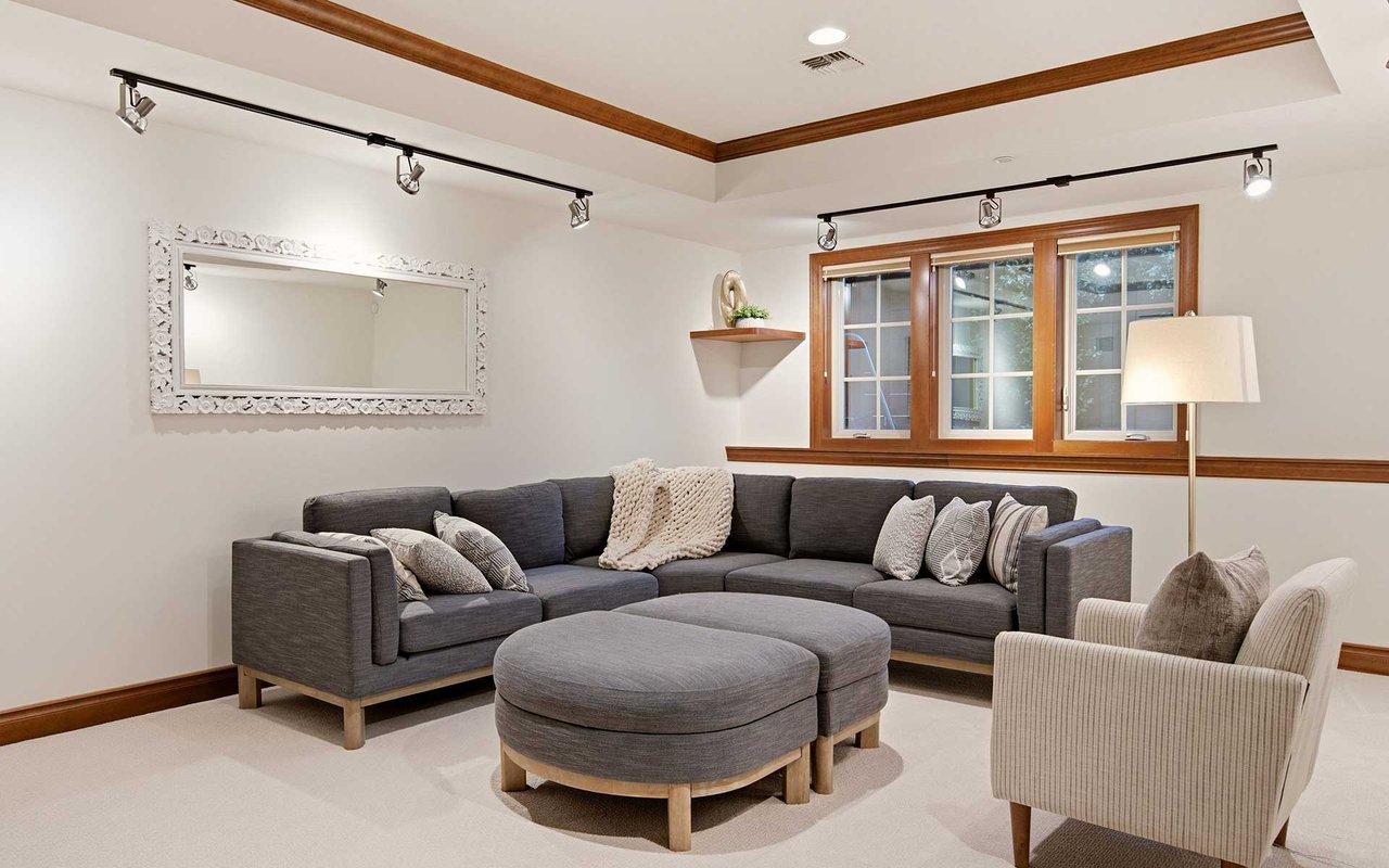 2845 E Lake Sammamish Pkwy SE