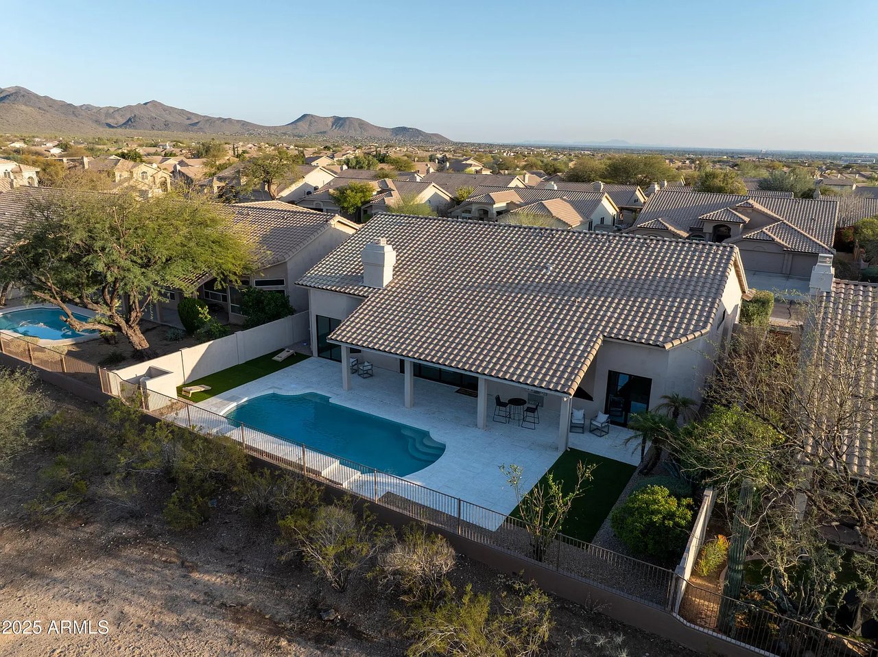 9238 E PALM TREE Drive, Scottsdale