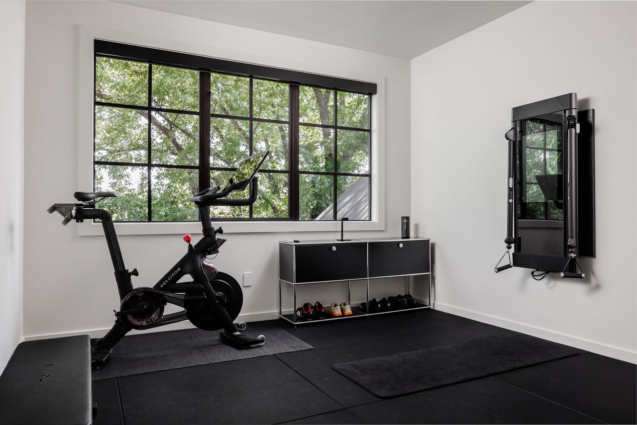 A Classic East Coast Reinterpretation in Travis Heights