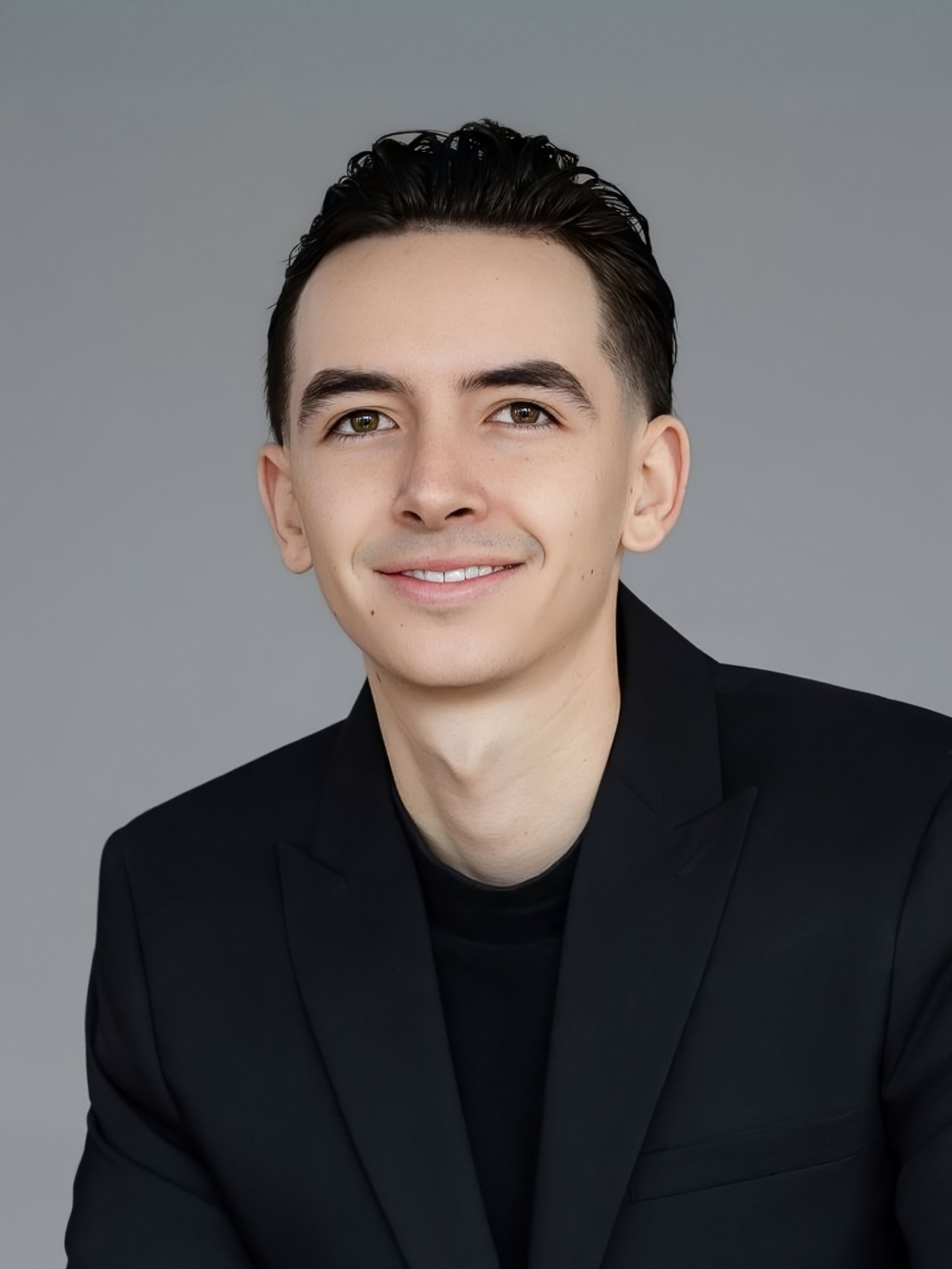 Byron Rodriguez Walnut Creek, CA Real Estate Agent Headshot