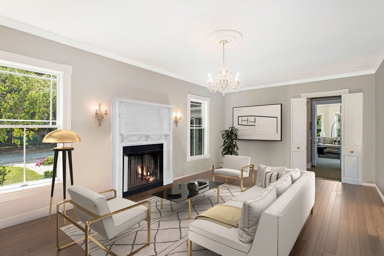 413 E Main St