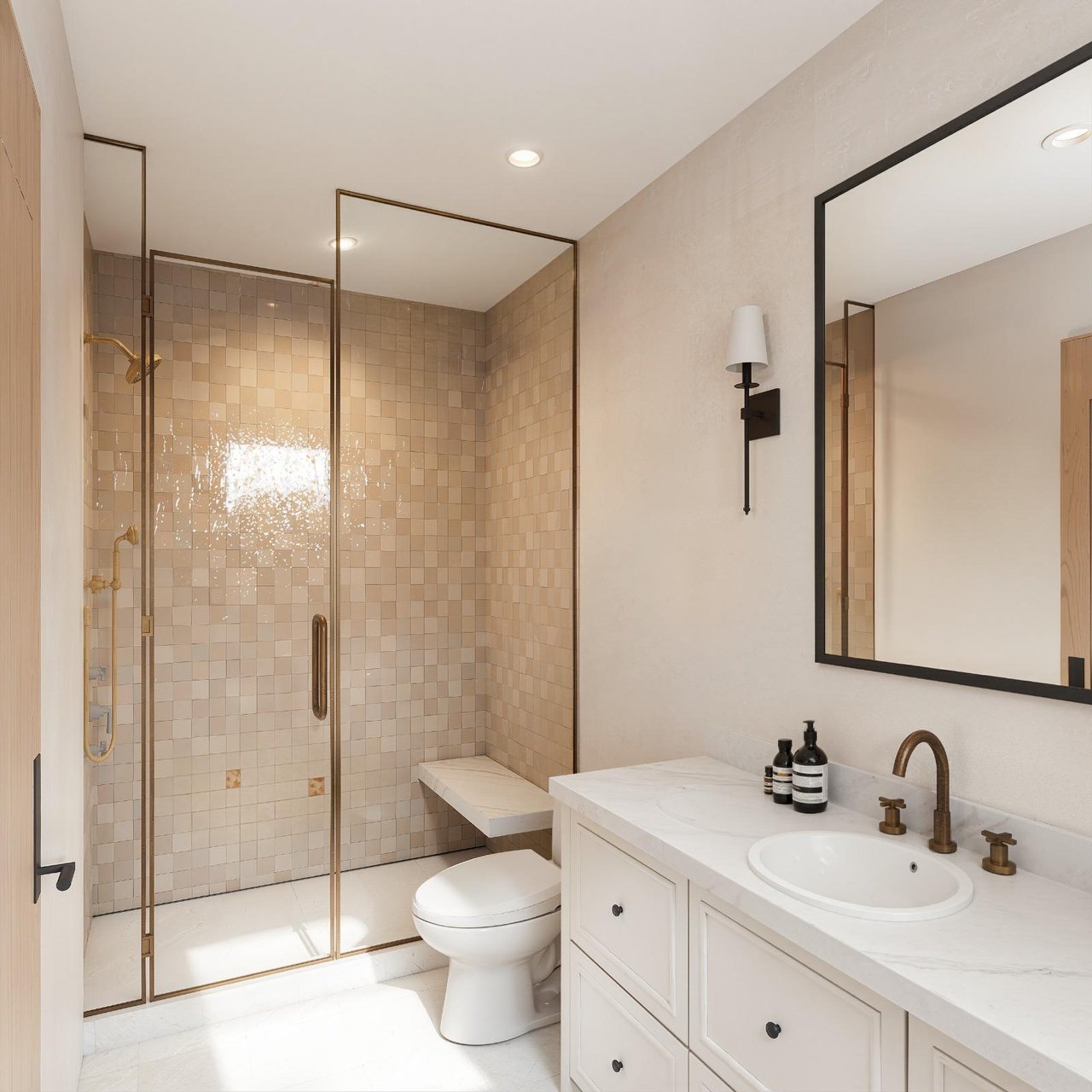990 Corsica Dr
