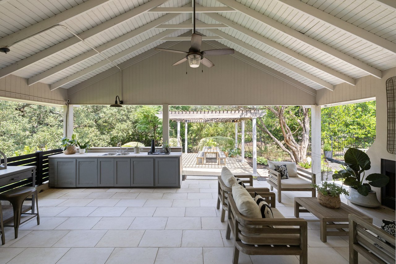 3742 Golden Rain Cove