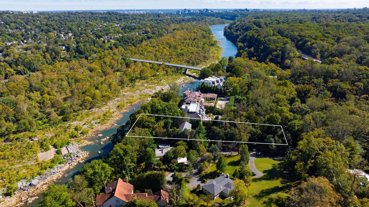 221 Chain Bridge Road