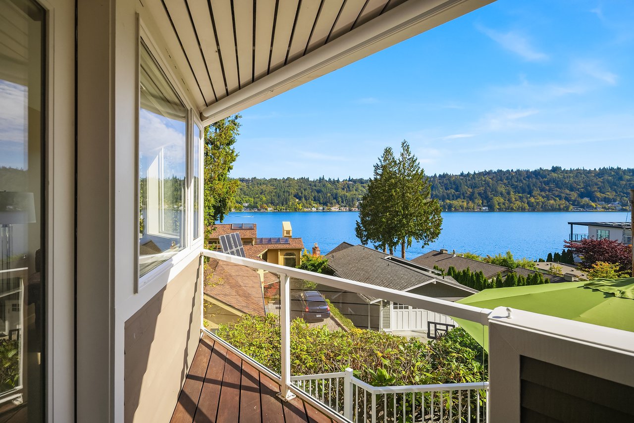 2604 W Lake Sammamish Pkwy NE