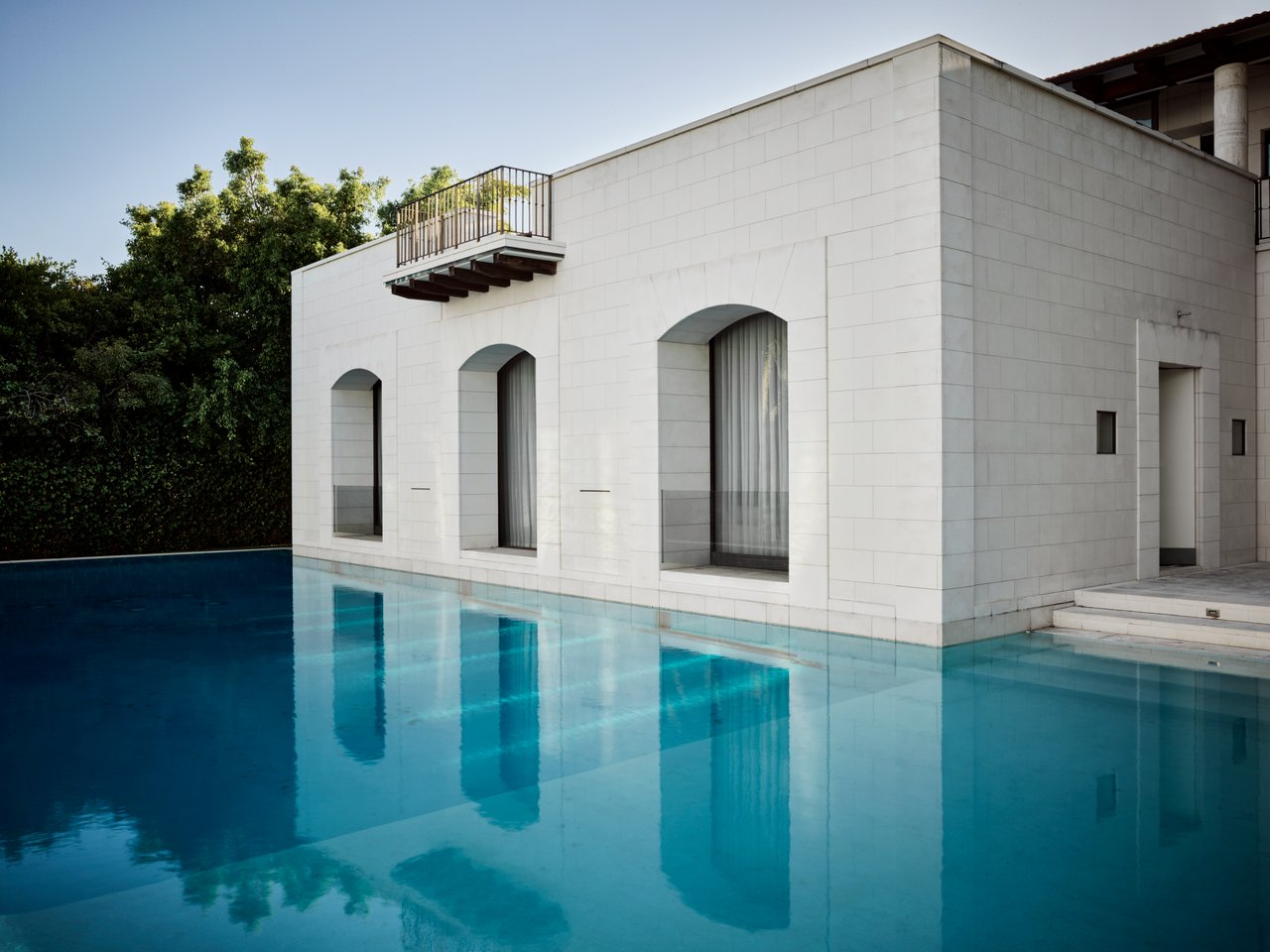 133 S MAPLETON DR, holmby hills