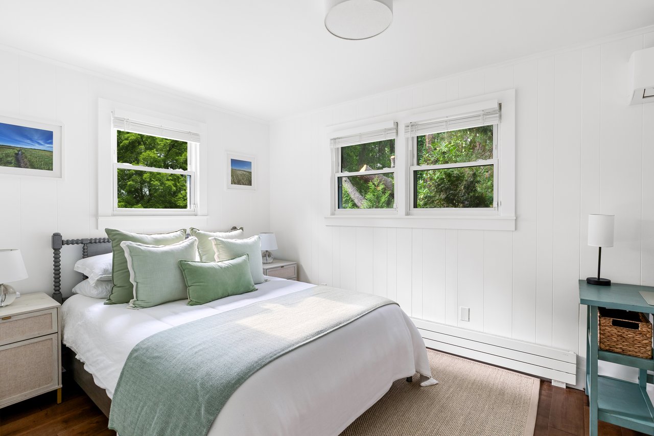 Stylish, Move-In Ready Living in Brookhaven
