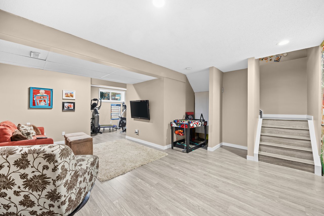 19 Tuscany Ridge Heights NW