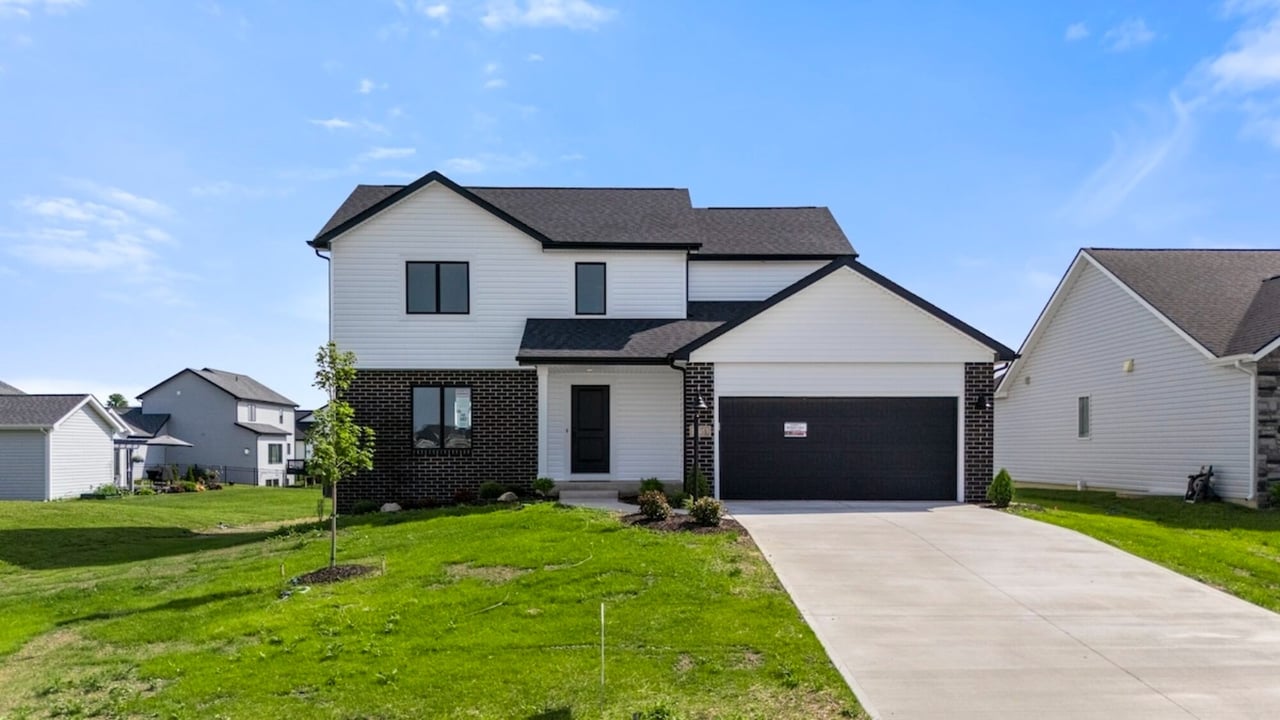 551 Persimmon Cove