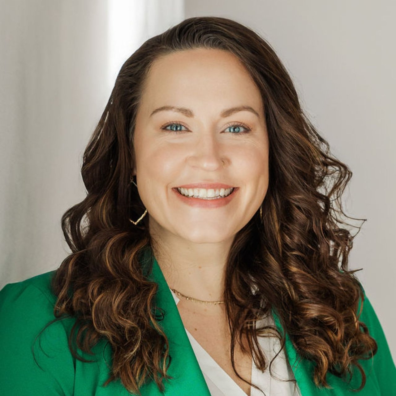 Alicia Graves Moorhead, MN Real Estate Agent Headshot