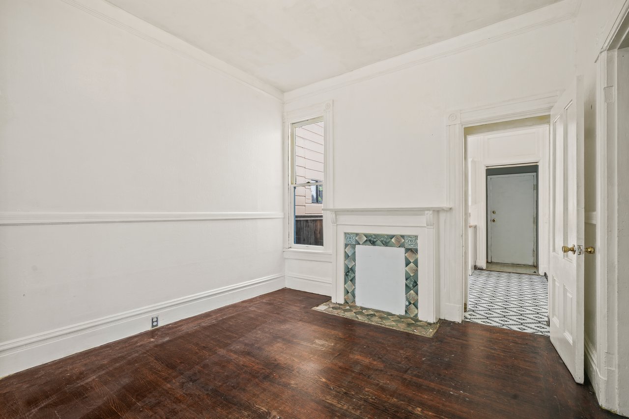 2758-2760 23rd Street