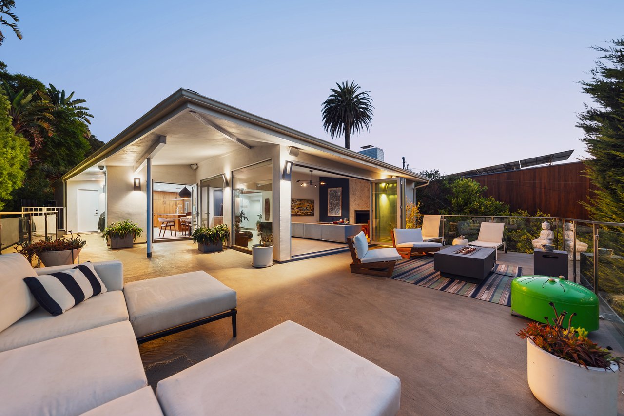 279 Mabery Rd, Santa Monica