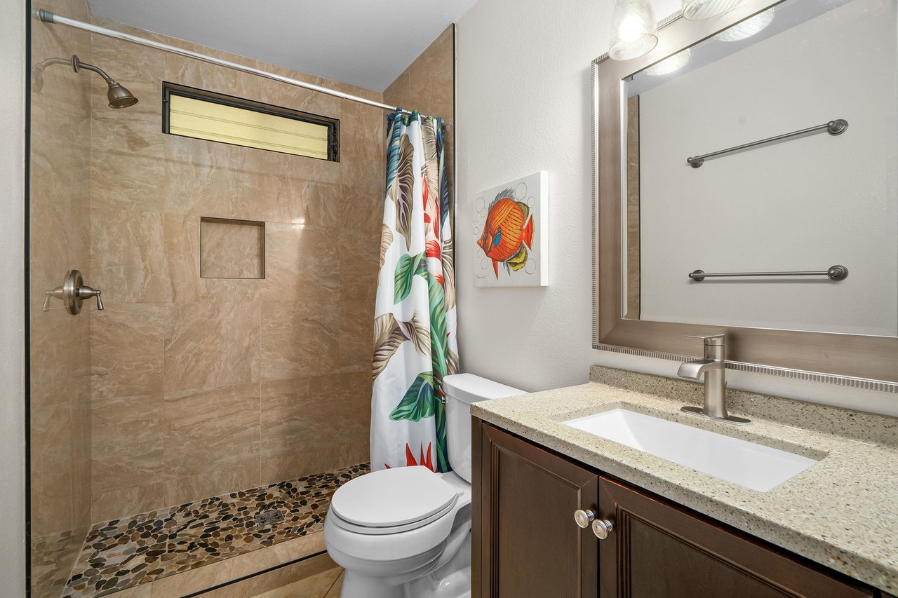 1786 AWAA PL, KAPAA, HI 96746